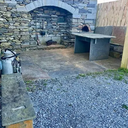 Clarefornia Stone Shed *