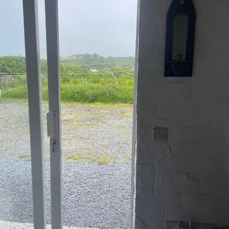 Apartment Clarefornia Stone Shed *