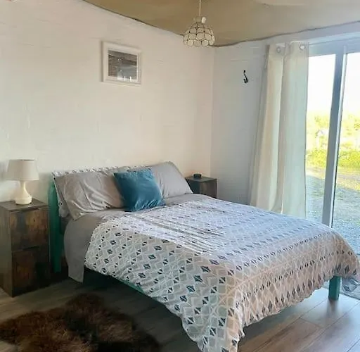 Clarefornia Stone Shed 아파트