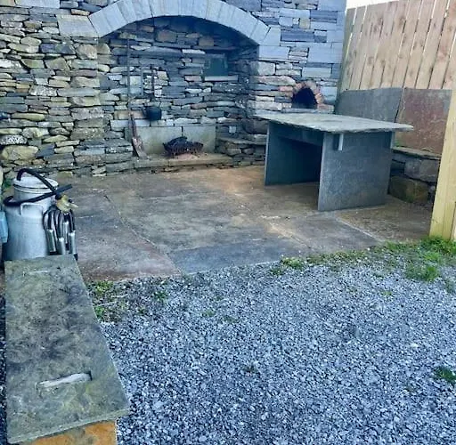 Clarefornia Stone Shed *